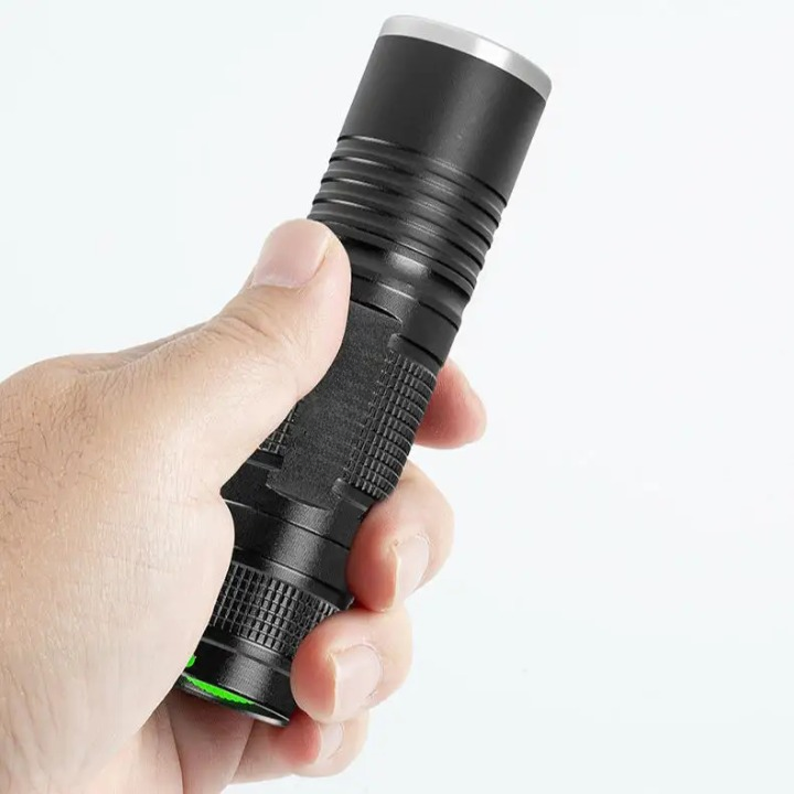 FX 300 Mini LED Flashlight